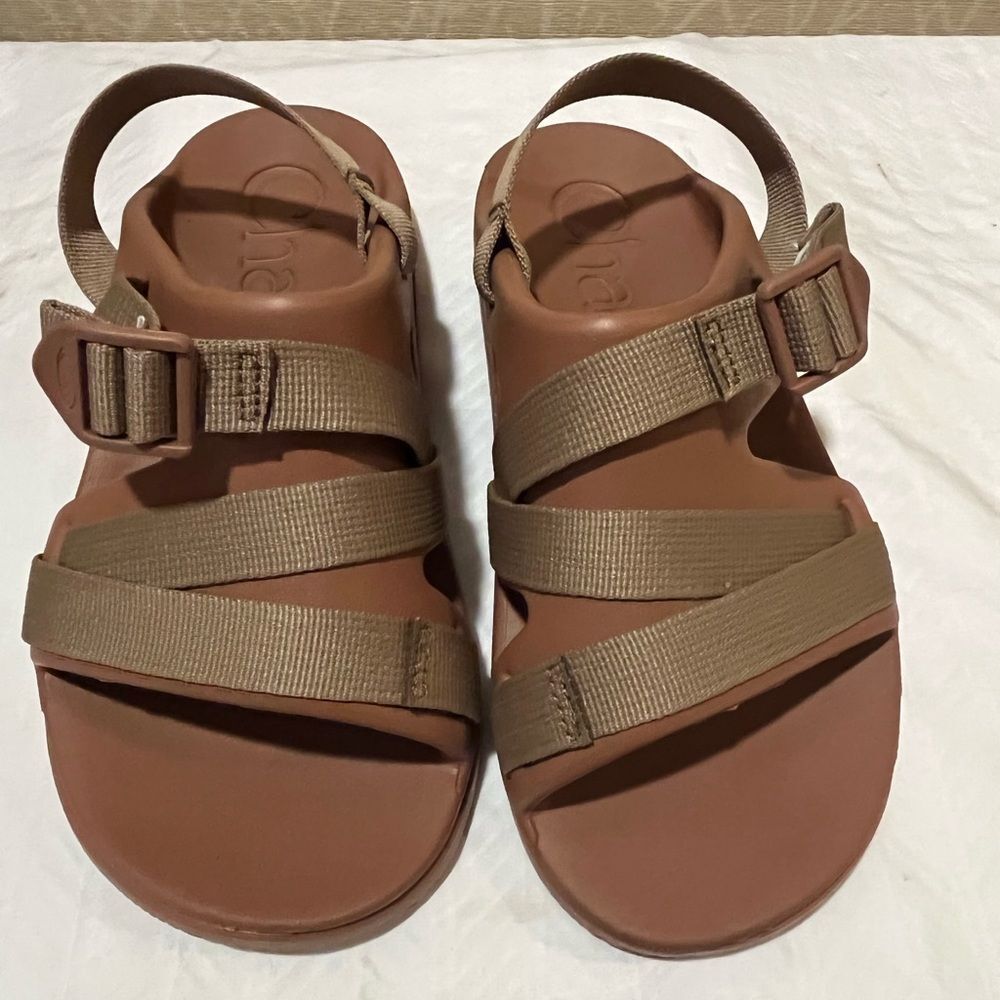 Chaco Chillos Sandals - Picture 2 of 10